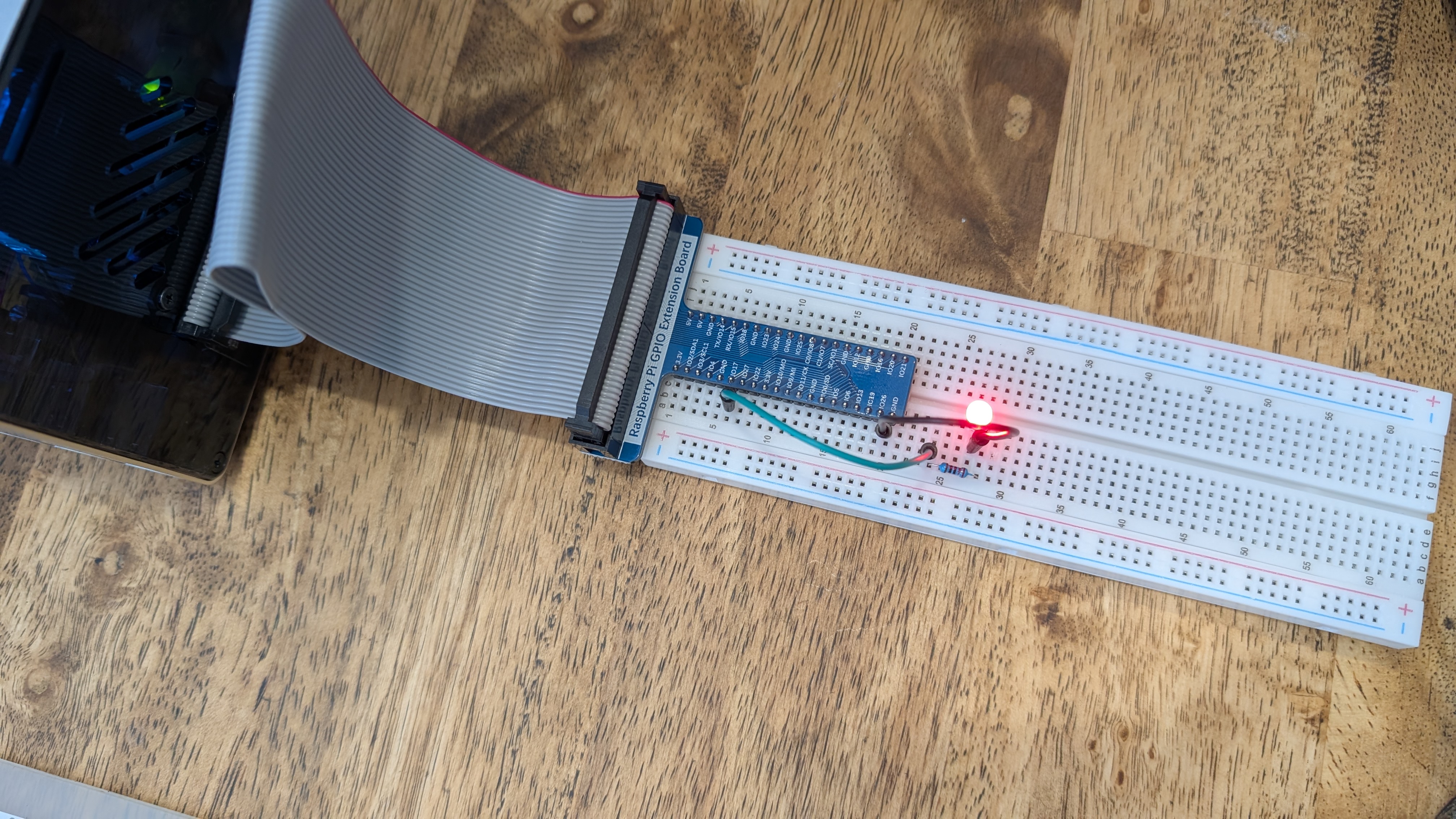[Rust] Blinking an LED with a Raspberry Pi Learning Kit